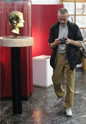 _2010_27_20110209_1771480980_original