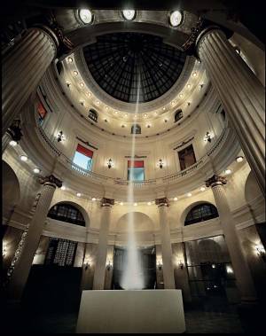 1. Венецианская биеннале 2011 -. Вознесение Аниш Капур Базилика San Giorgio Maggiore